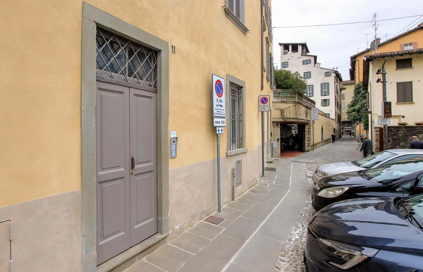 Bergamo Alta - Piazza Mercato Del Fieno House Apartment