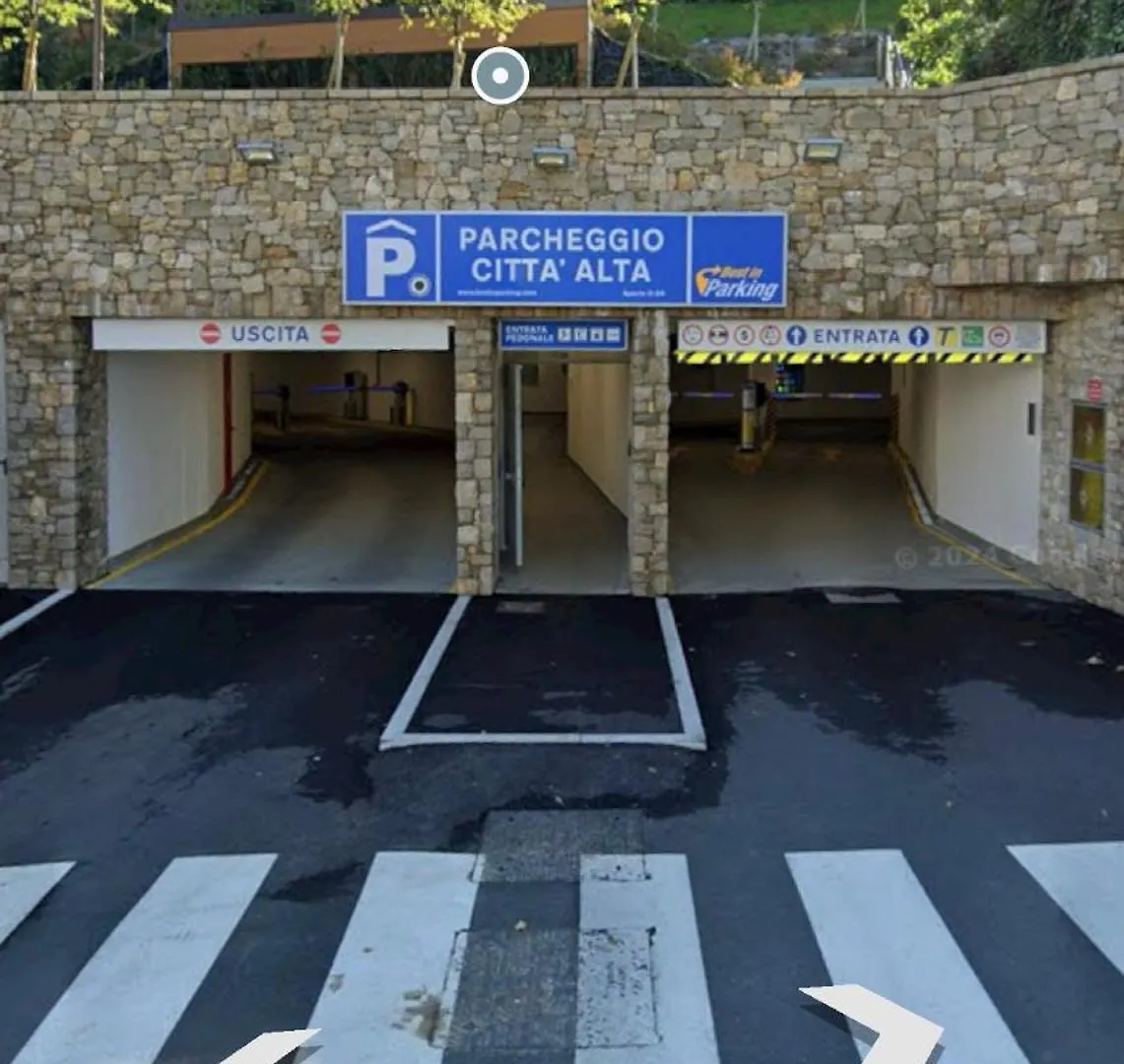 Bergamo Alta - Piazza Mercato Del Fieno House 0*,  Italien